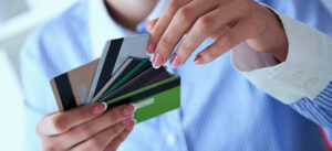 ventajas-de-tener-multiples-tarjetas-de-credito-es-posible